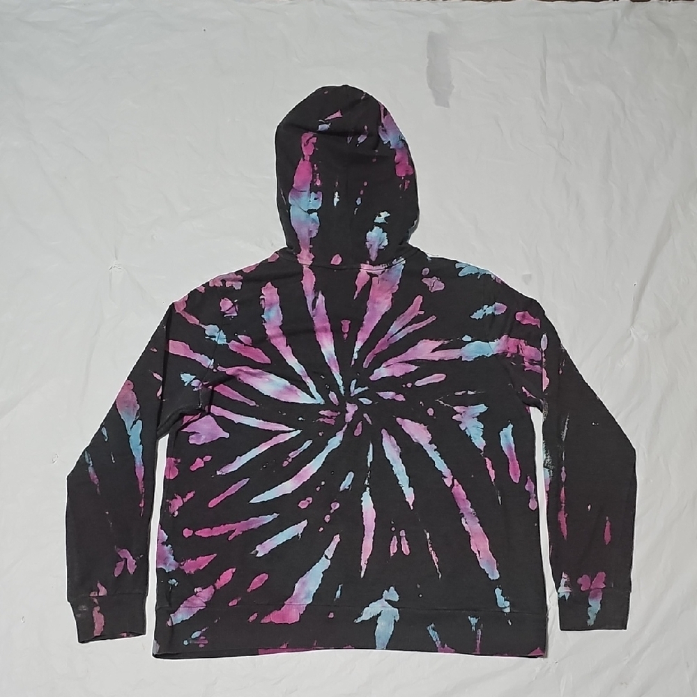 NOBO No Boundaries XXL 19 Gray, Tie-Dye Pullover Hoodie with Kangaroo Pocket